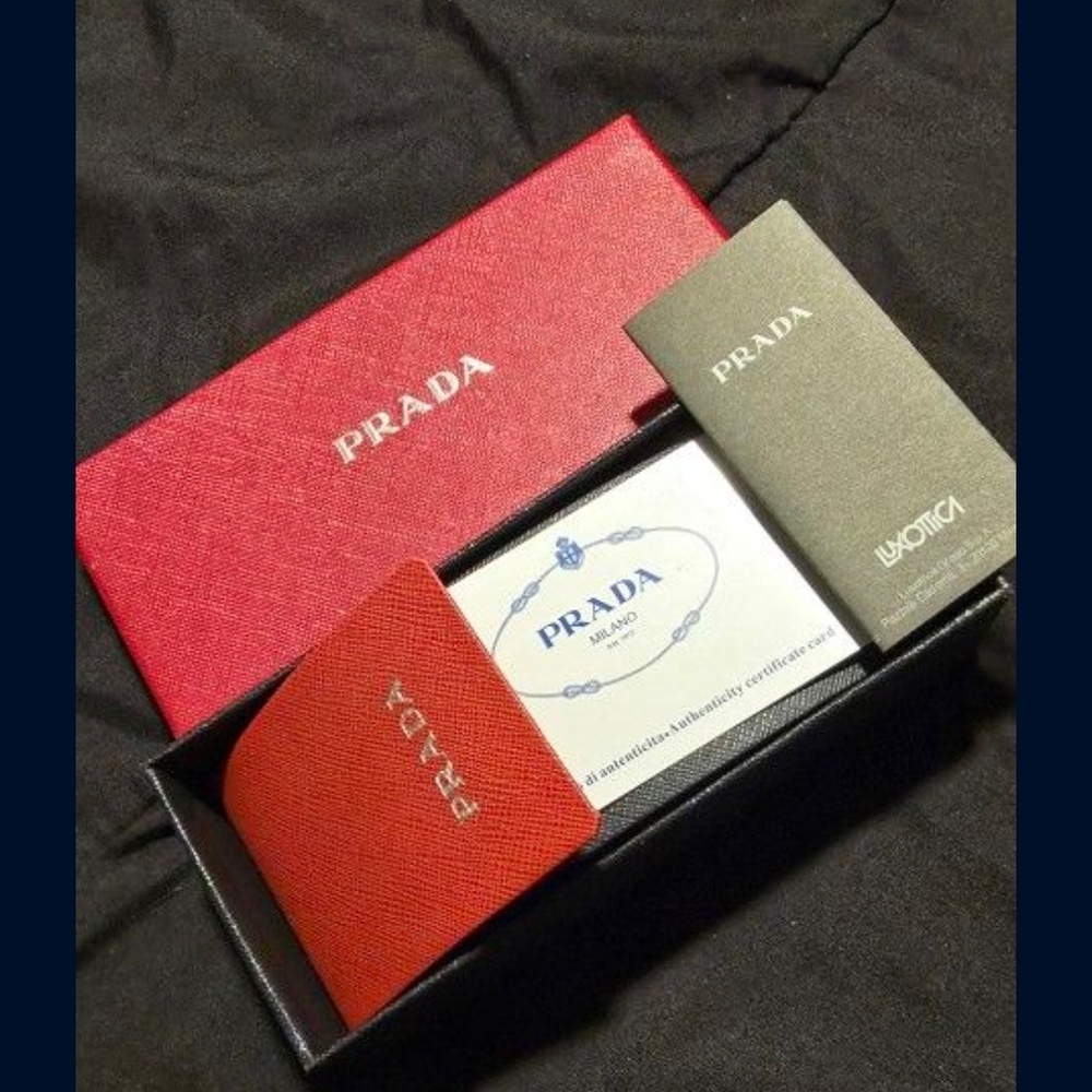 PRADA SPR A10 DESIGNER UNISEX SUNGLASSES MADE IN ITALY
